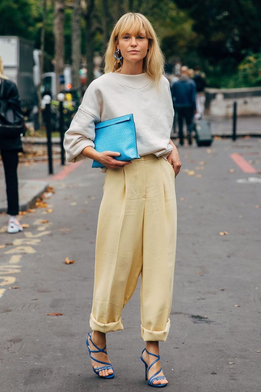 Butter yellow pants outfit