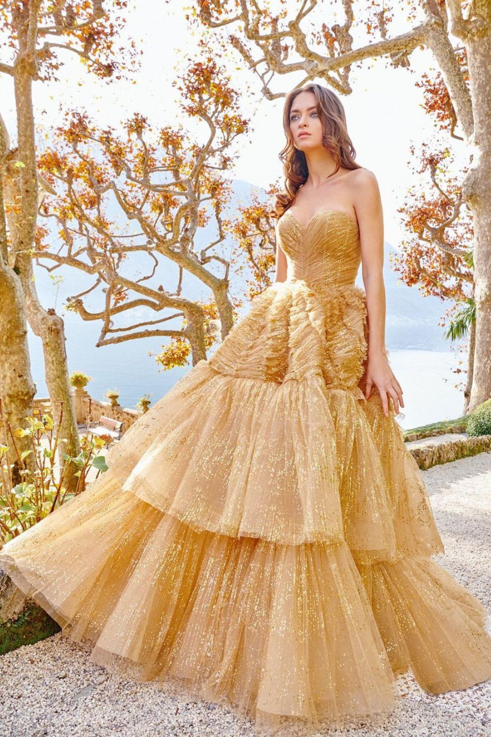 Dreamy golden dress