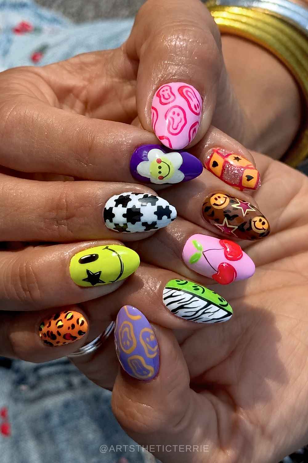 Eclectic colorful mani with smiley faces