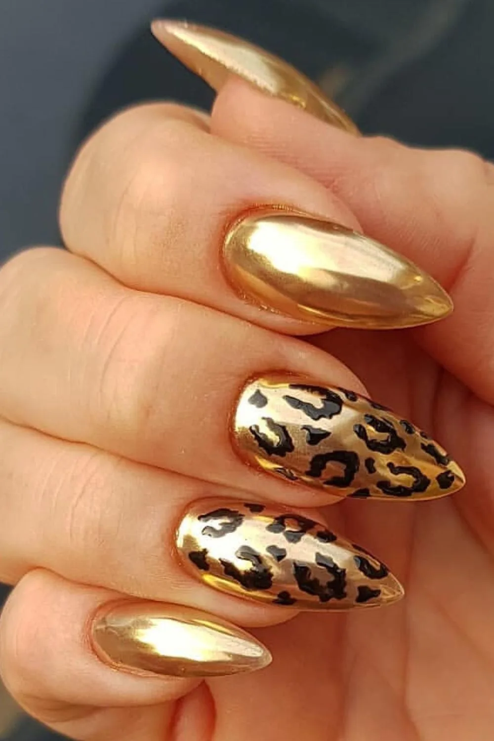 Gold metallic leopard nails