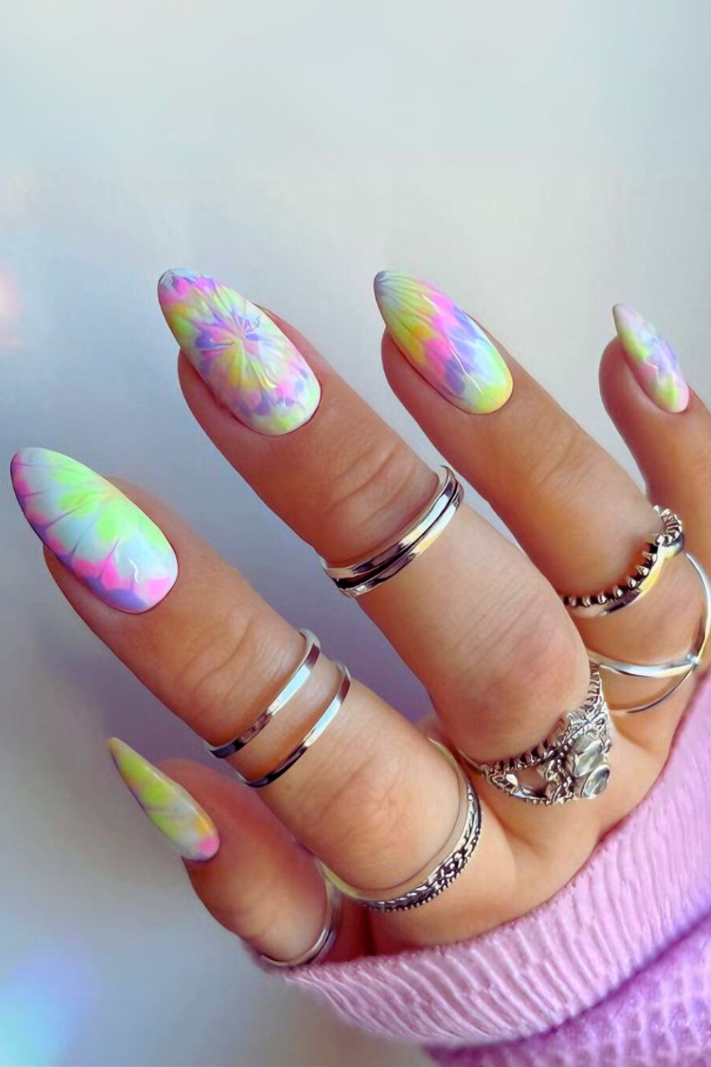 Groovy tie-dye nails