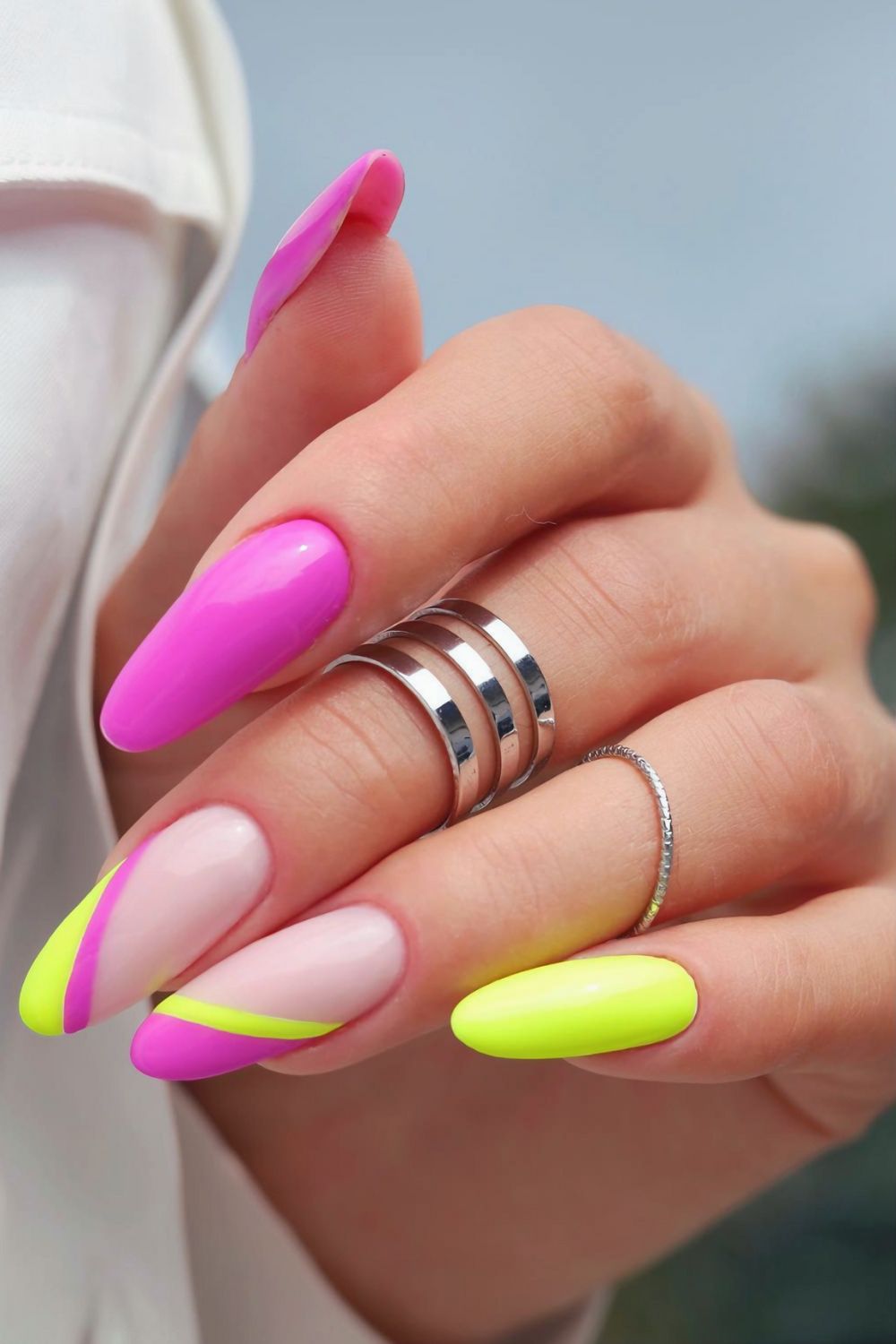 Highlighter yellow and hot pink nails