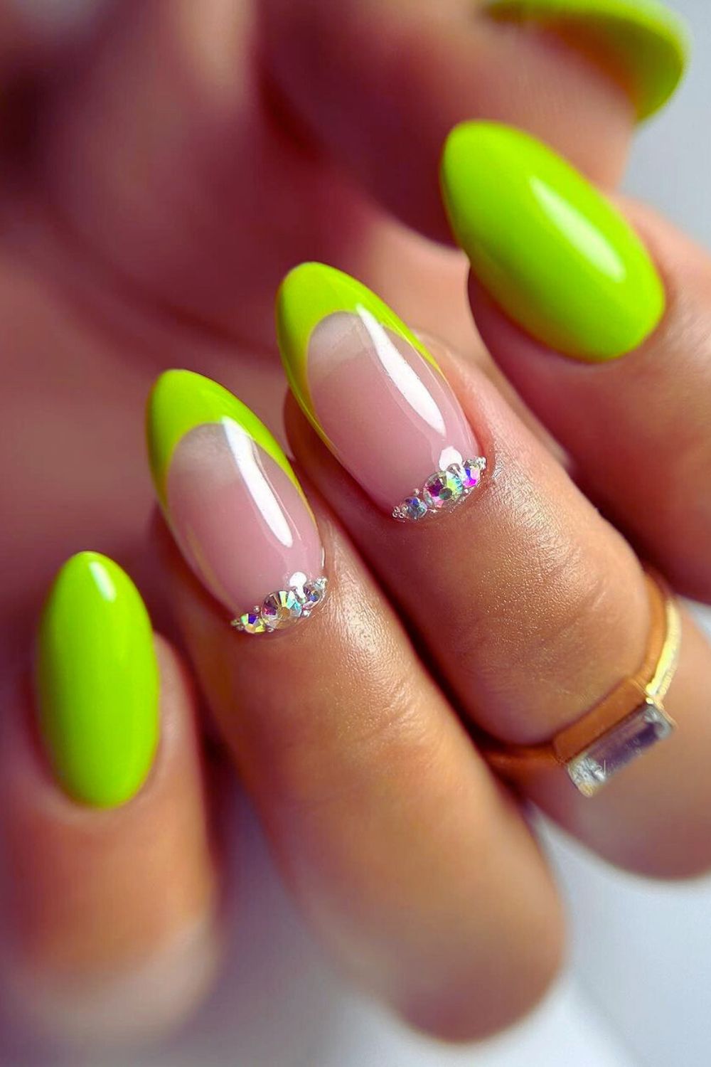 Nails with lime french tips