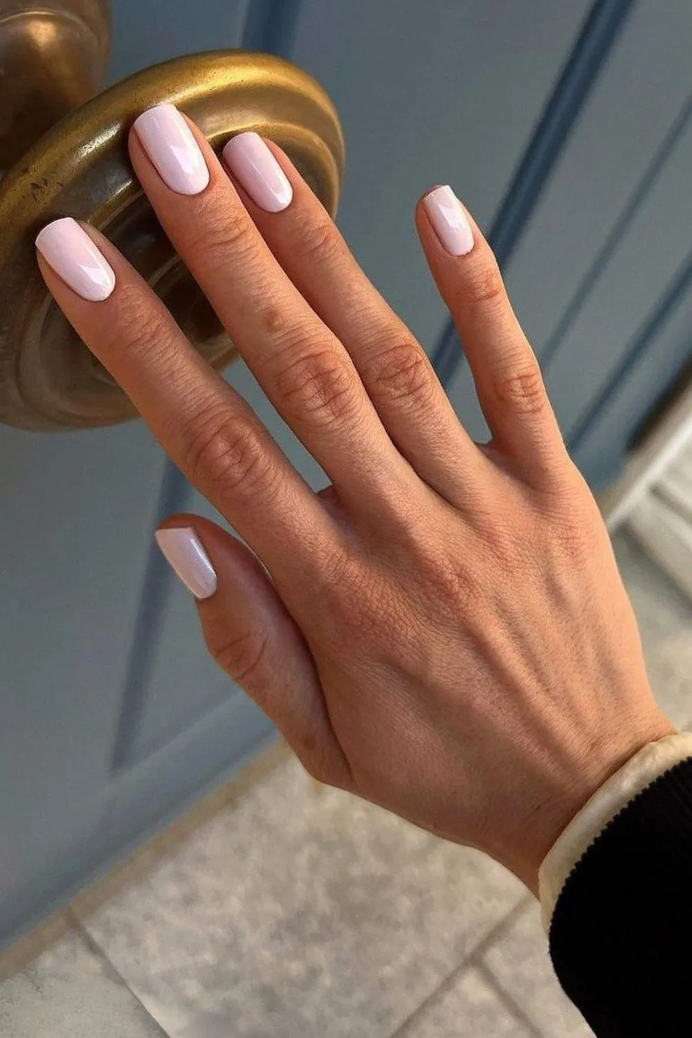 Solid milky pink nails