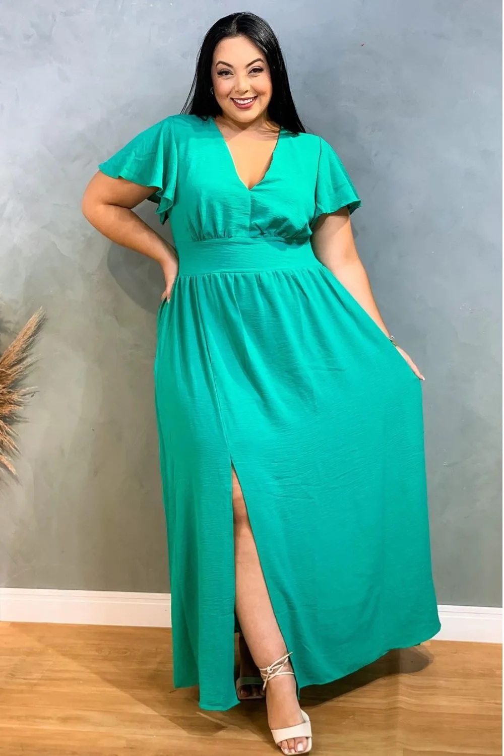 long dress for curvy girls