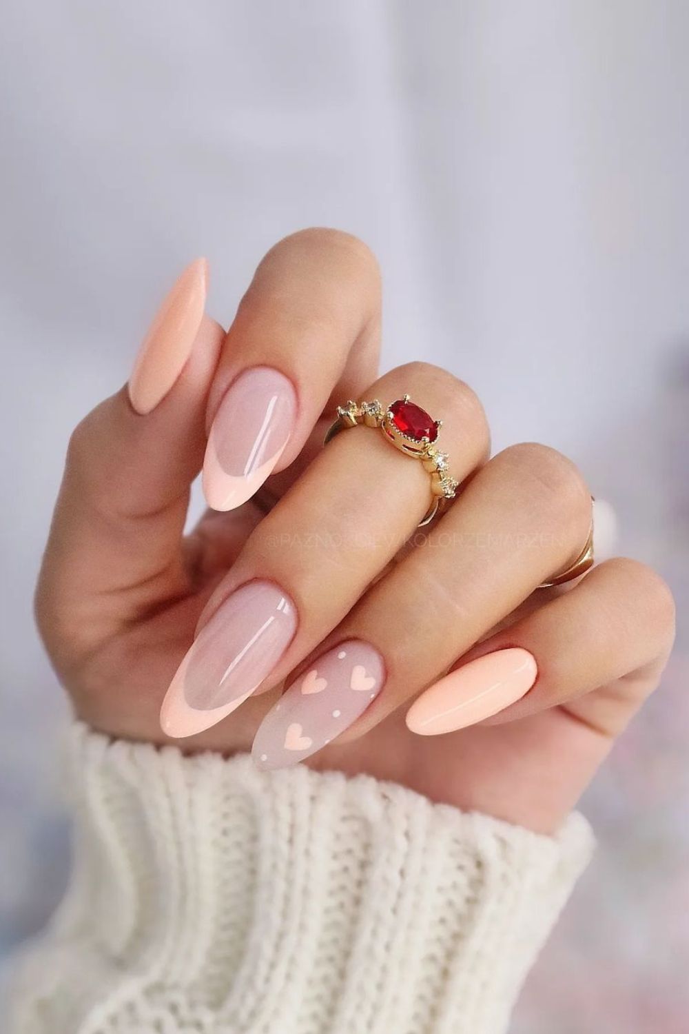 heart details and peach fuzz manicure