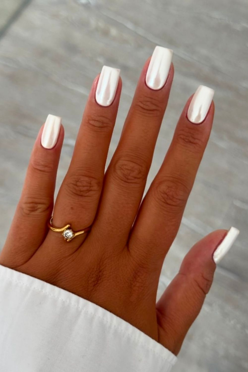 white chrome nails