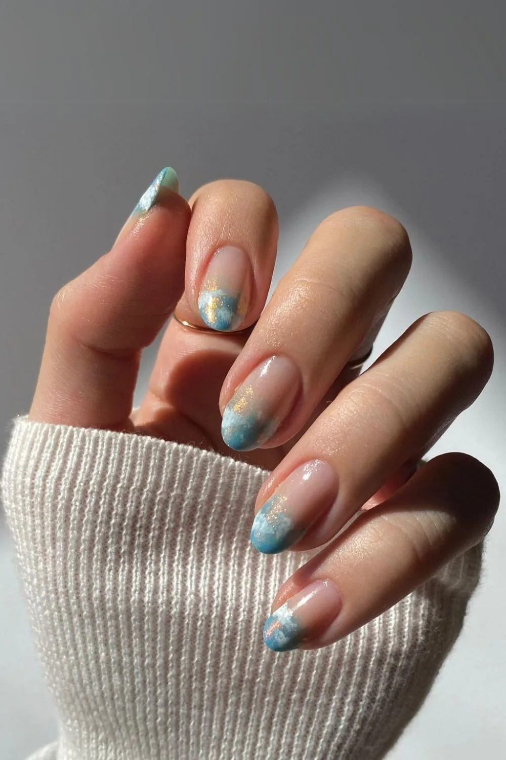 Blue and white marble nails