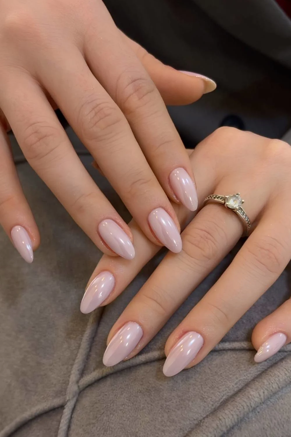 Blush mauve nails with chrome effect
