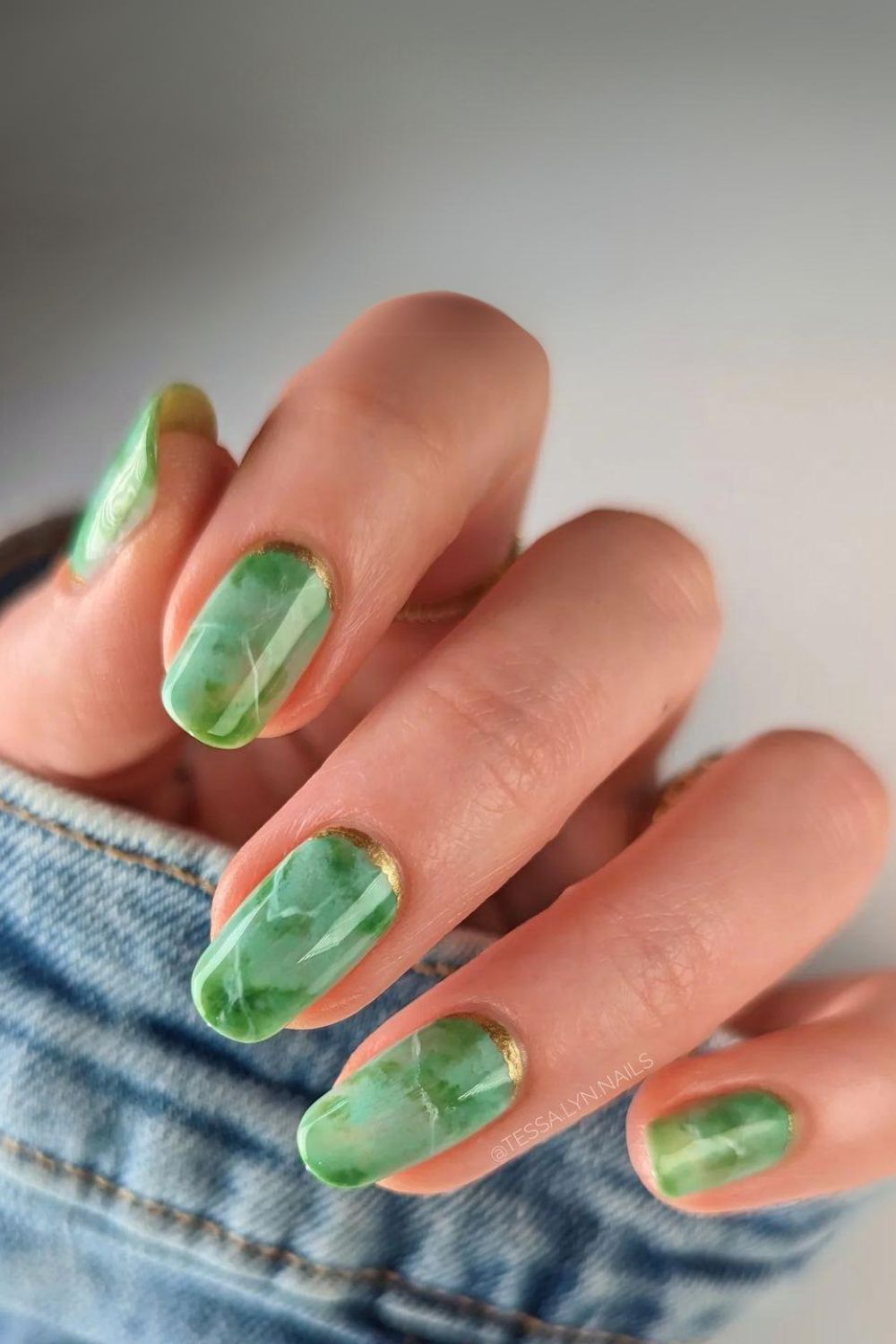 Elegant jade nails