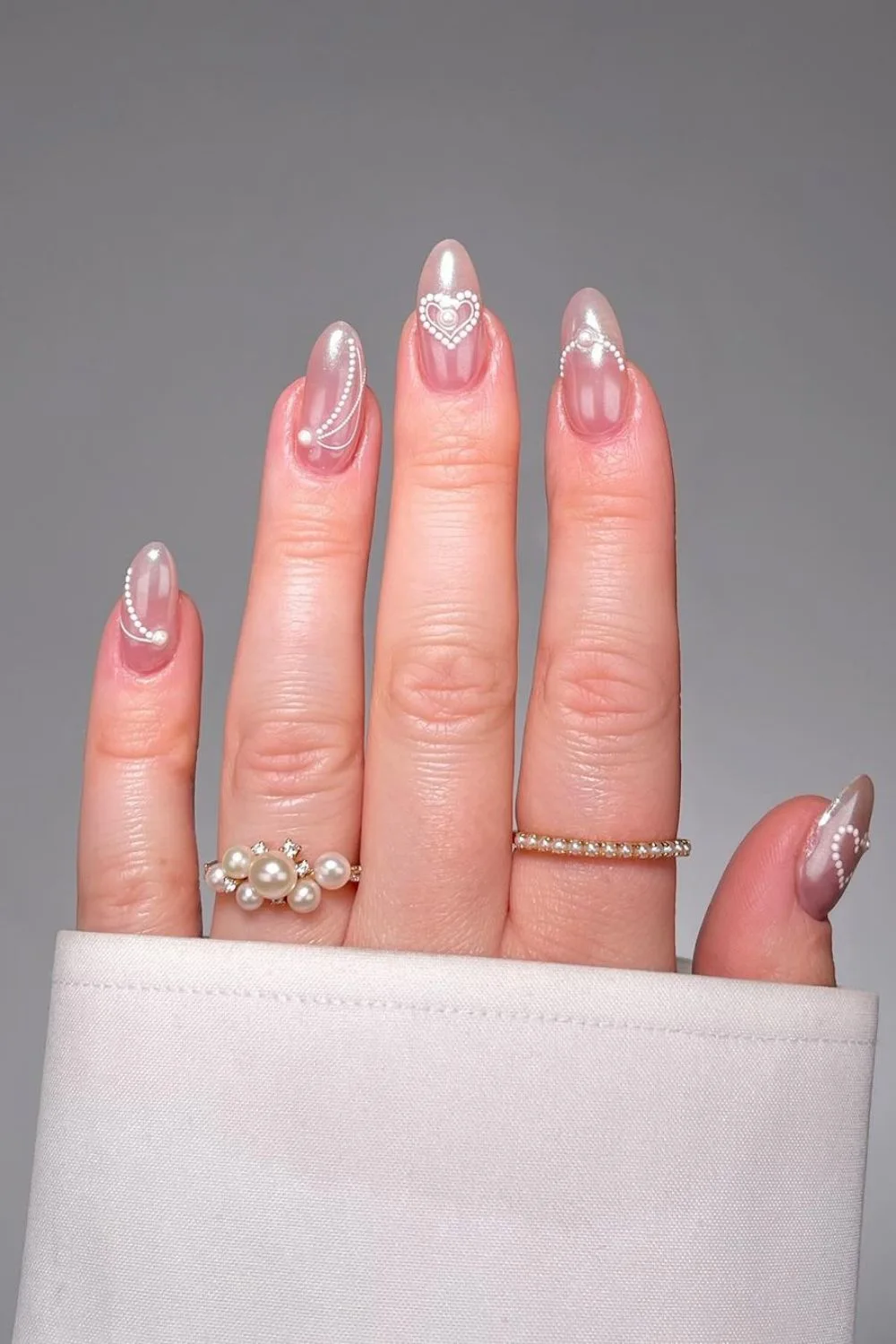 Glazed pearl nails