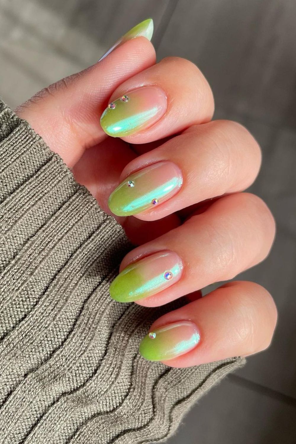 Green ombre nails