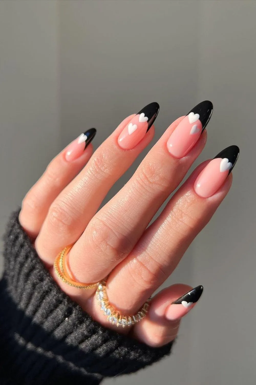 Heart-accented black tips