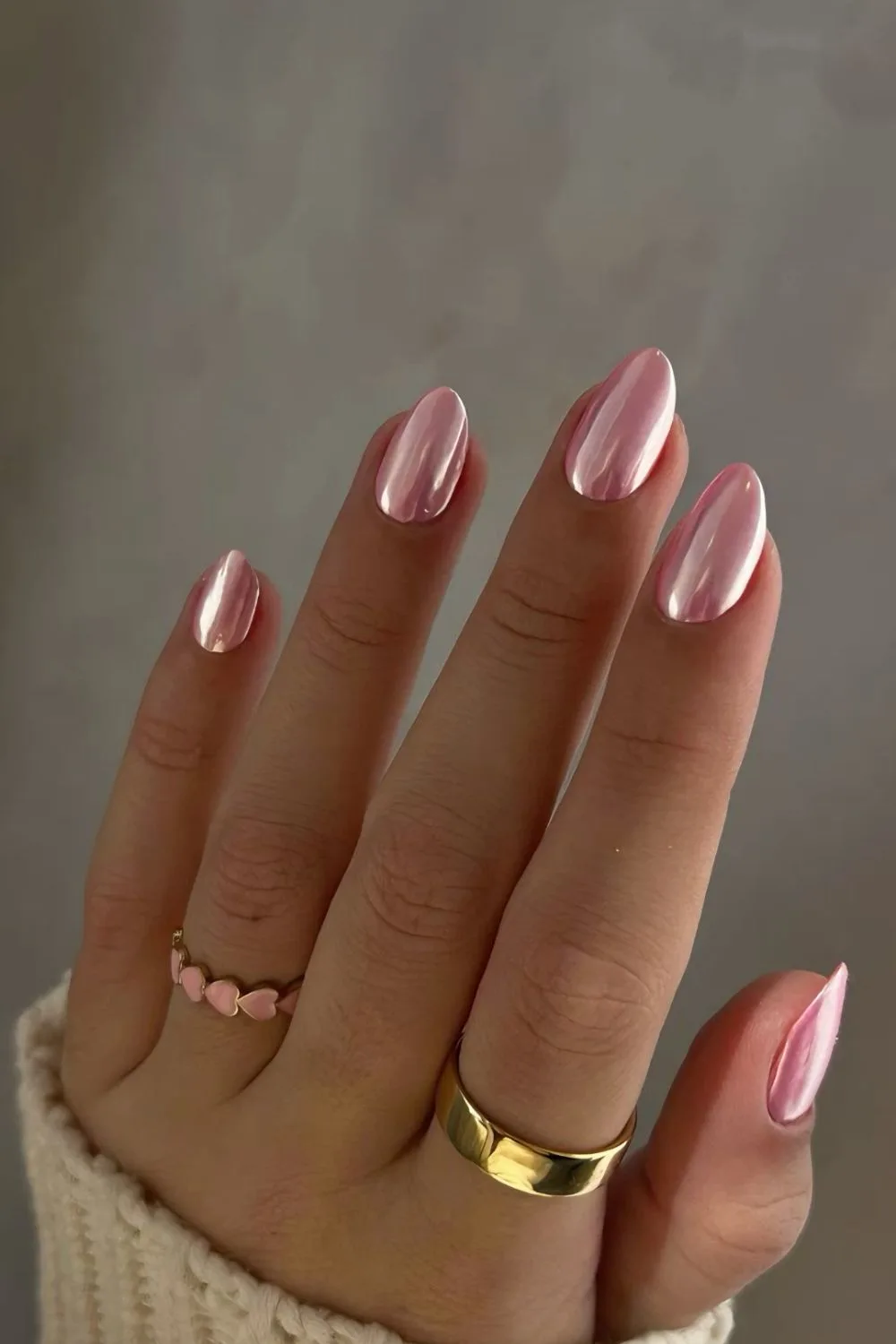 Metallic light pink nails