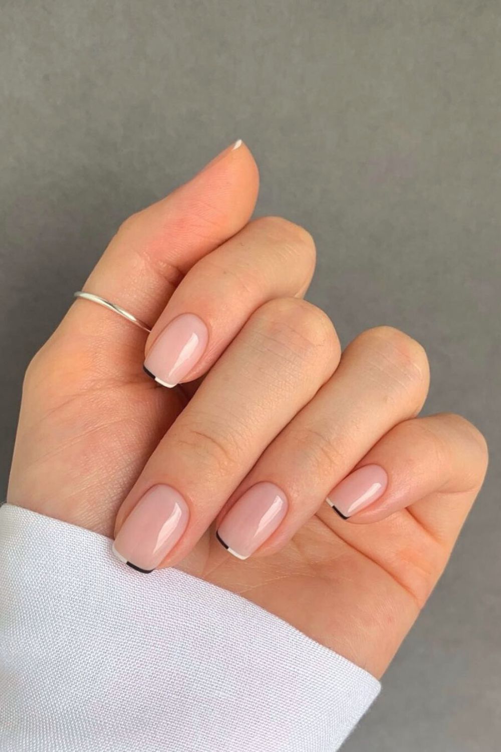 Micro French nails