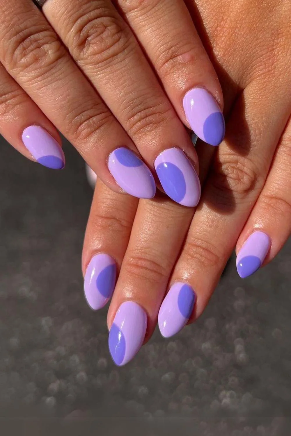 Nails with two shades of purple