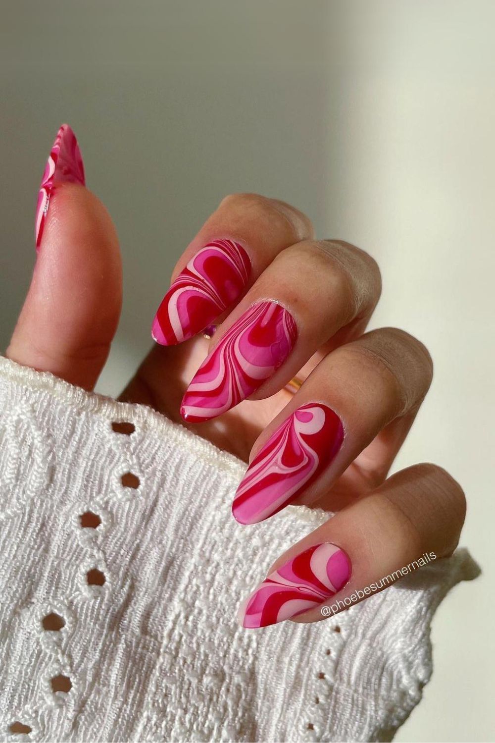 Red and pink marble nails