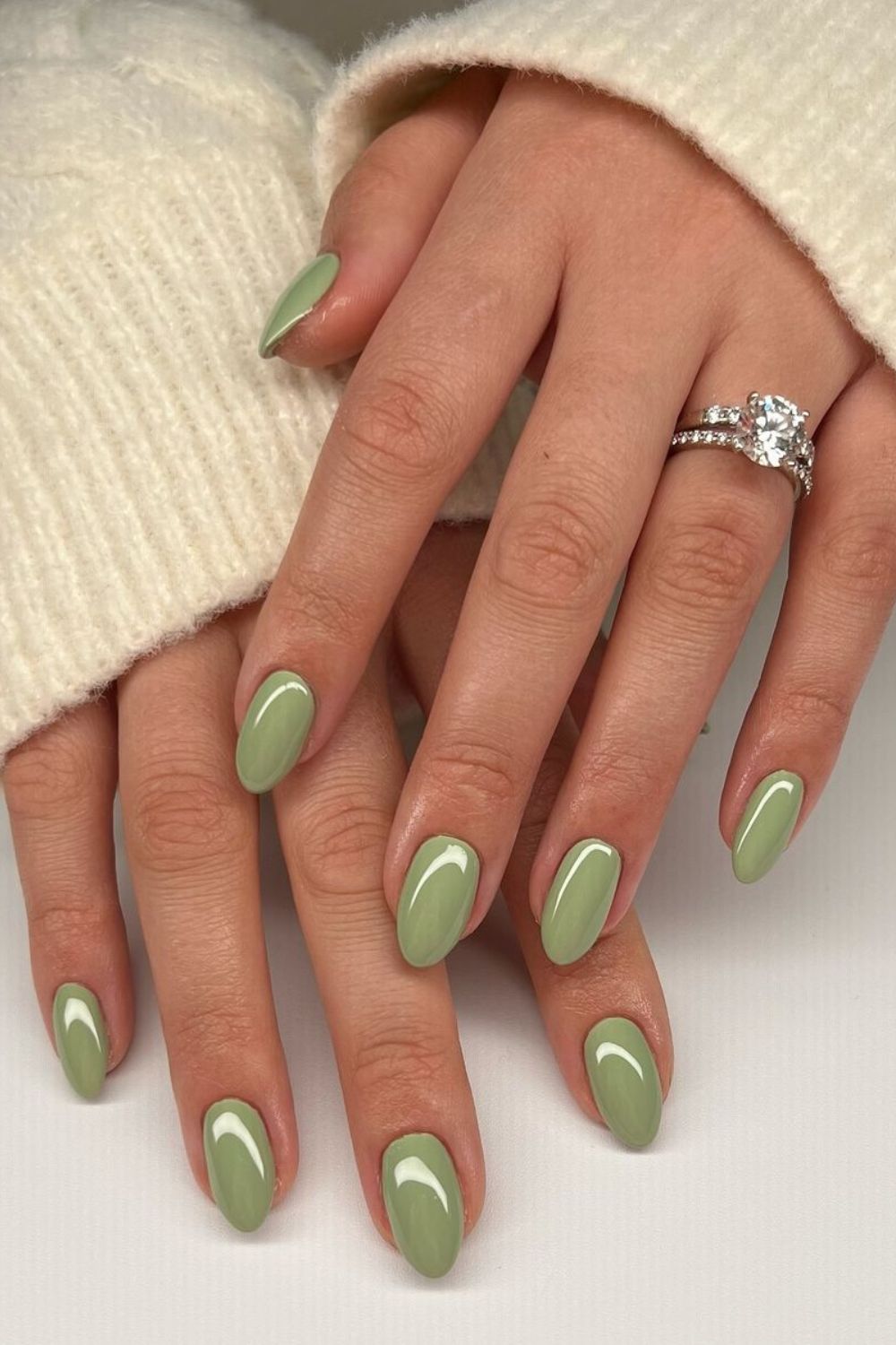 Sage green manicure