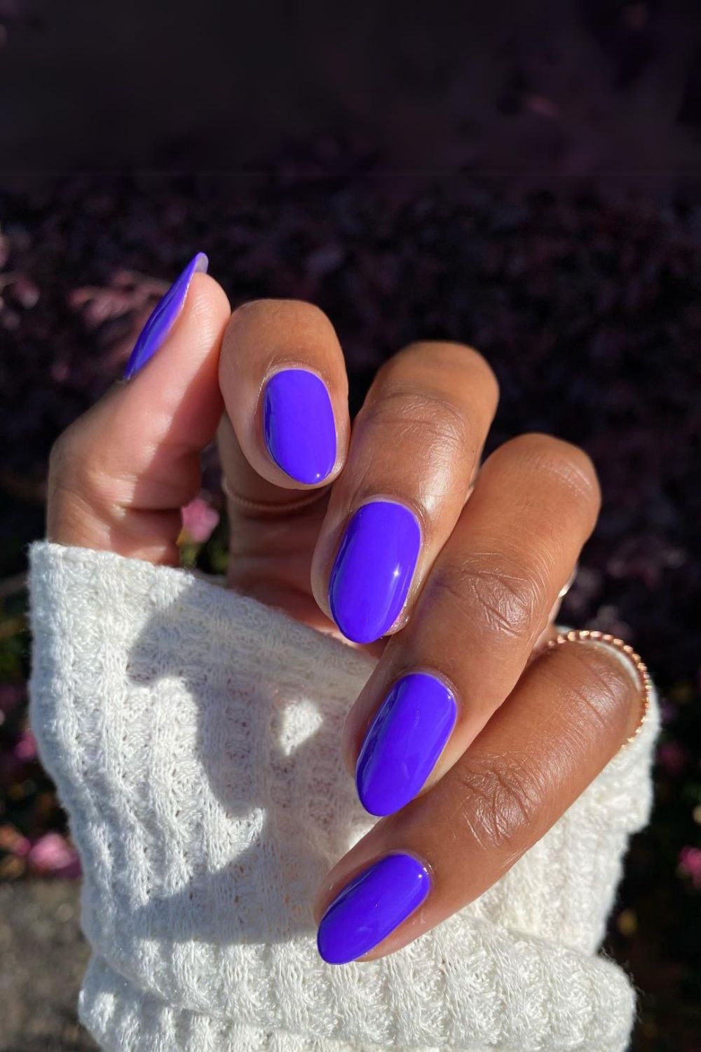 Vivid violet nails