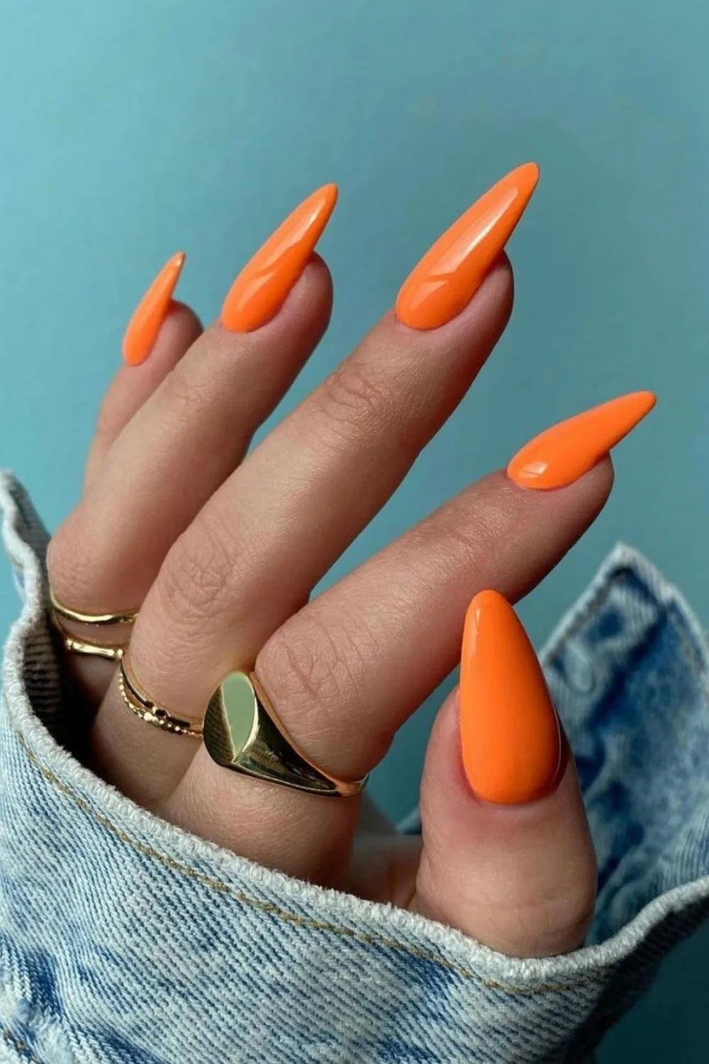 almond nails in orange color