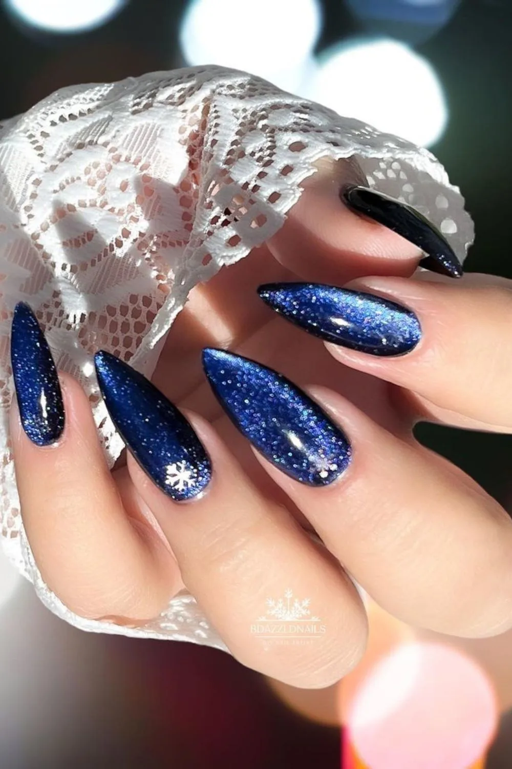 midnight blue velvet nails with shimmer