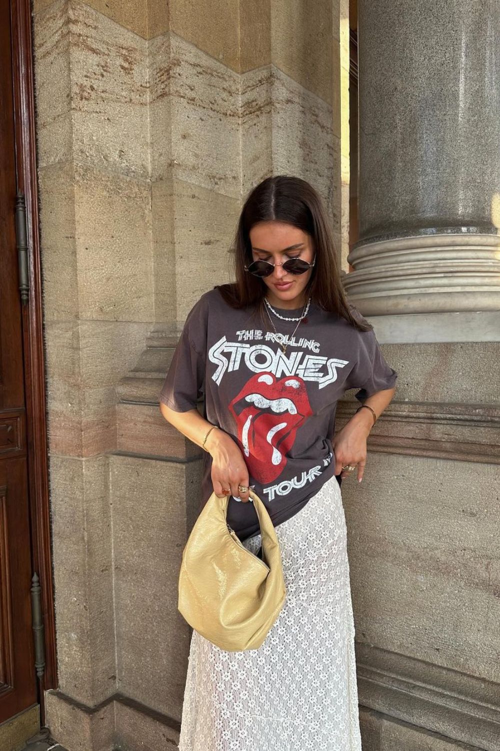 oversized tee and long skirt