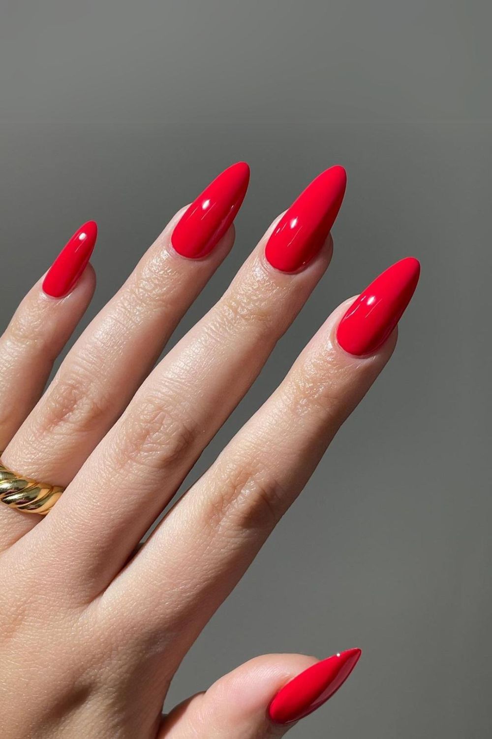 red nails