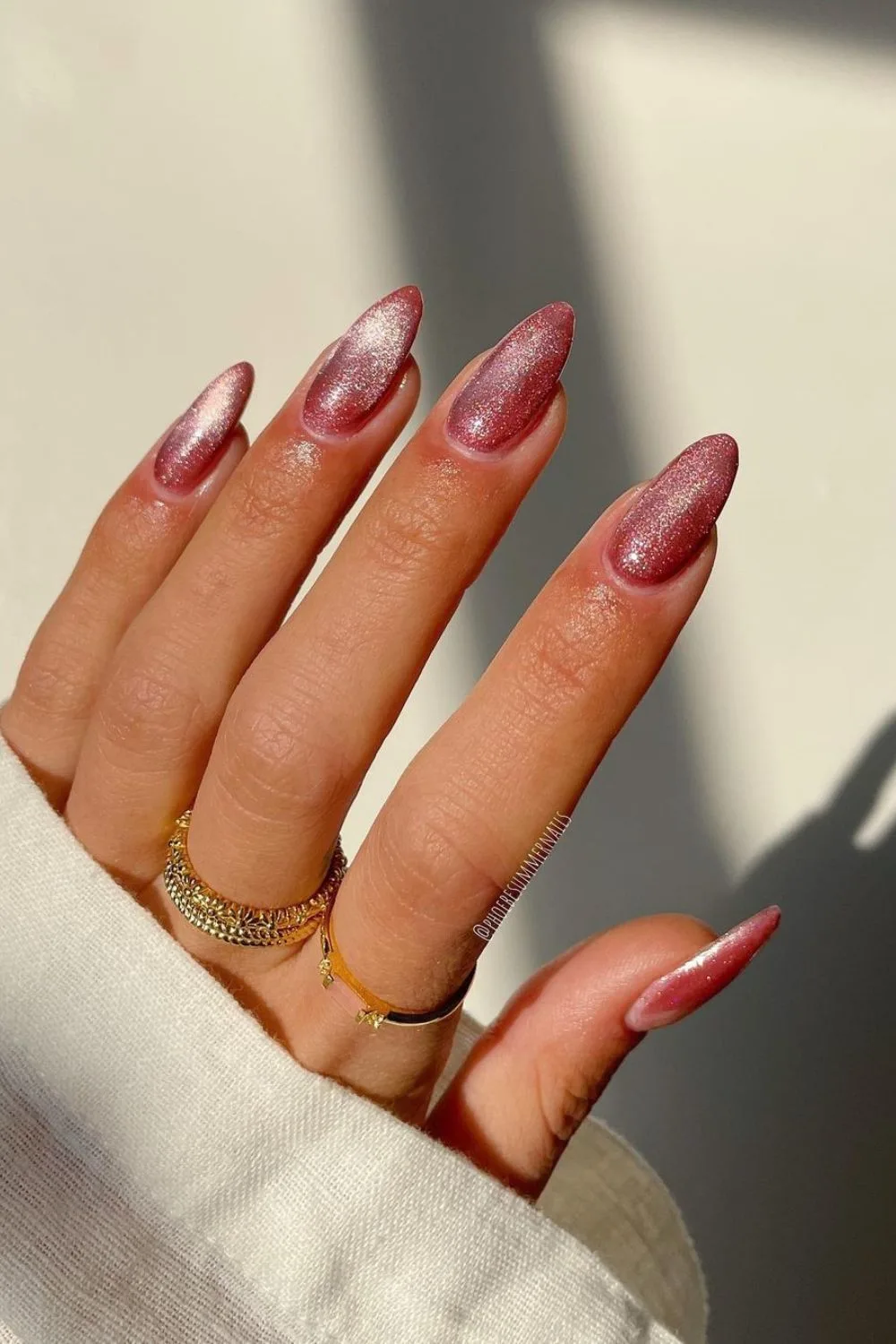 rose gold velvet nails in almond shape