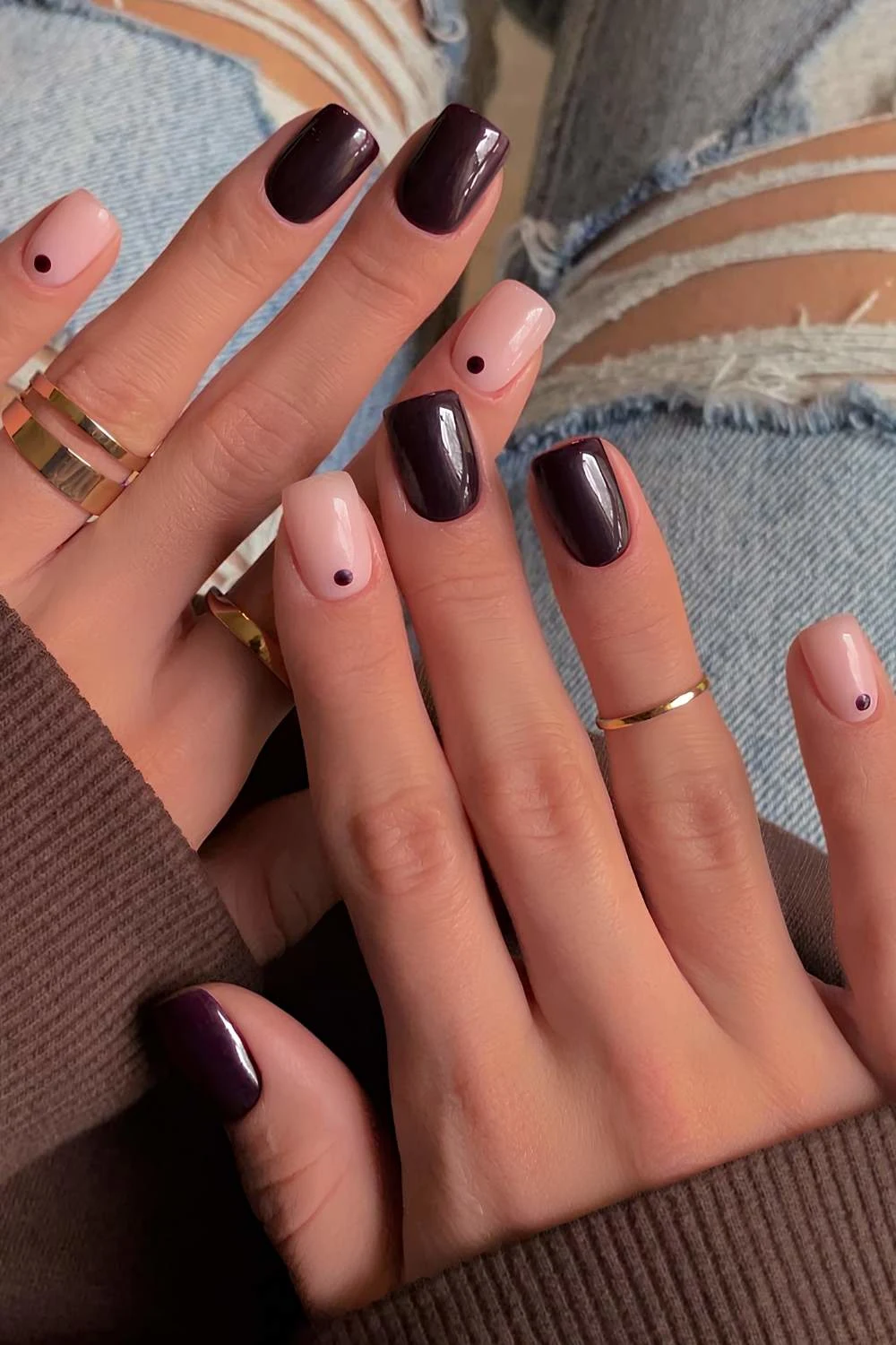 Brown nails with micro dot art