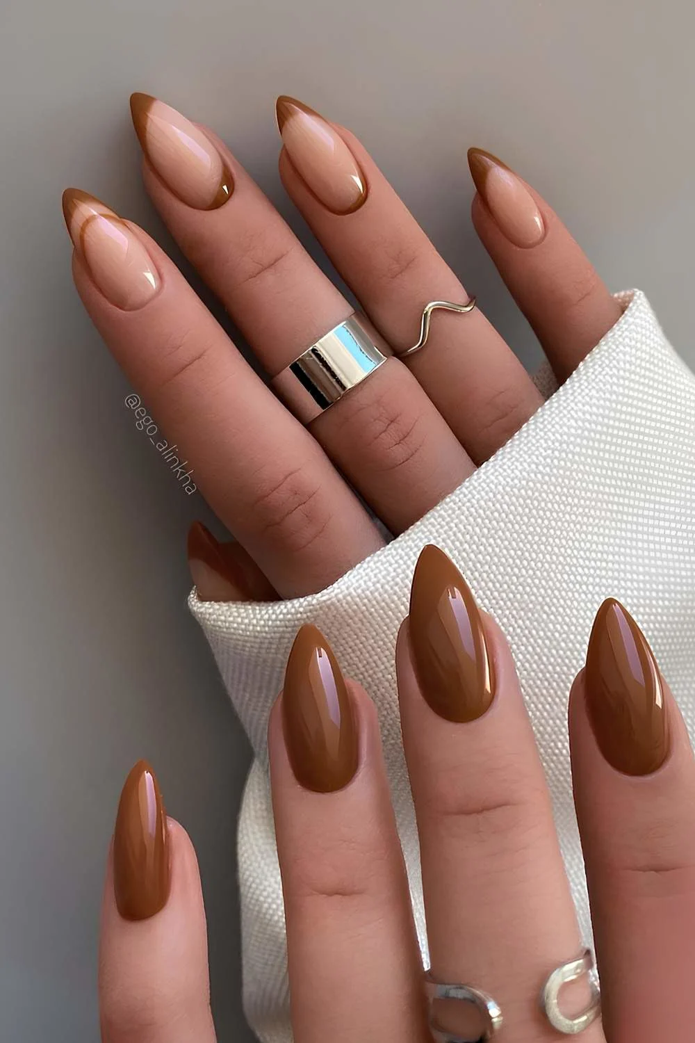 Classic Caramel Brown Nails That Stay Trendy
