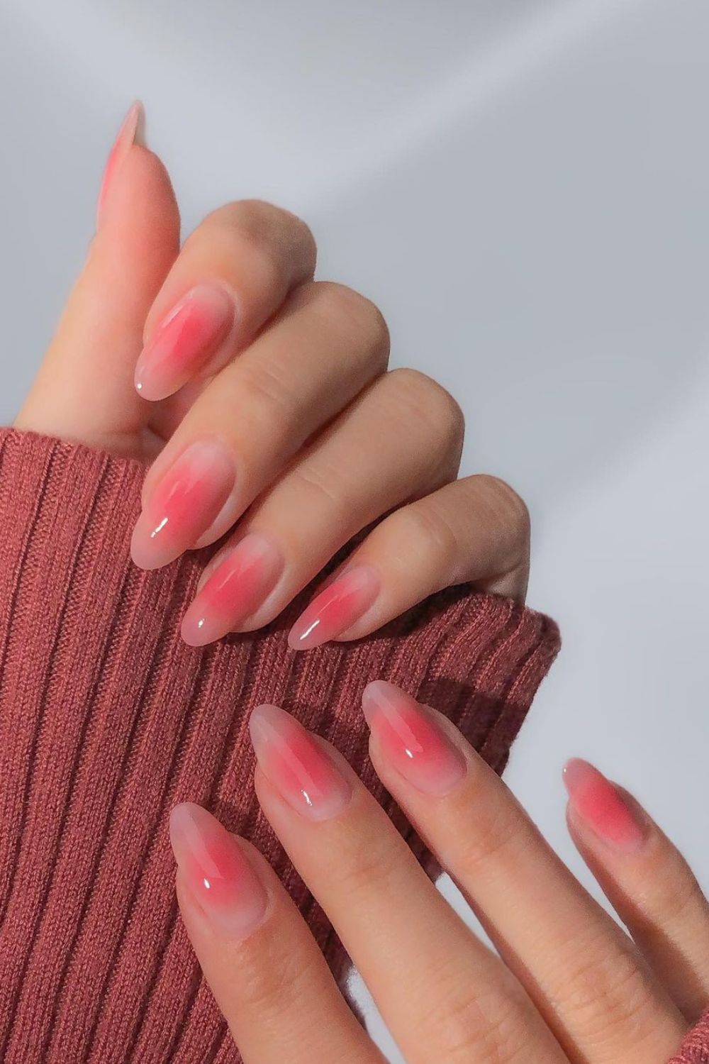 Coral blush nails