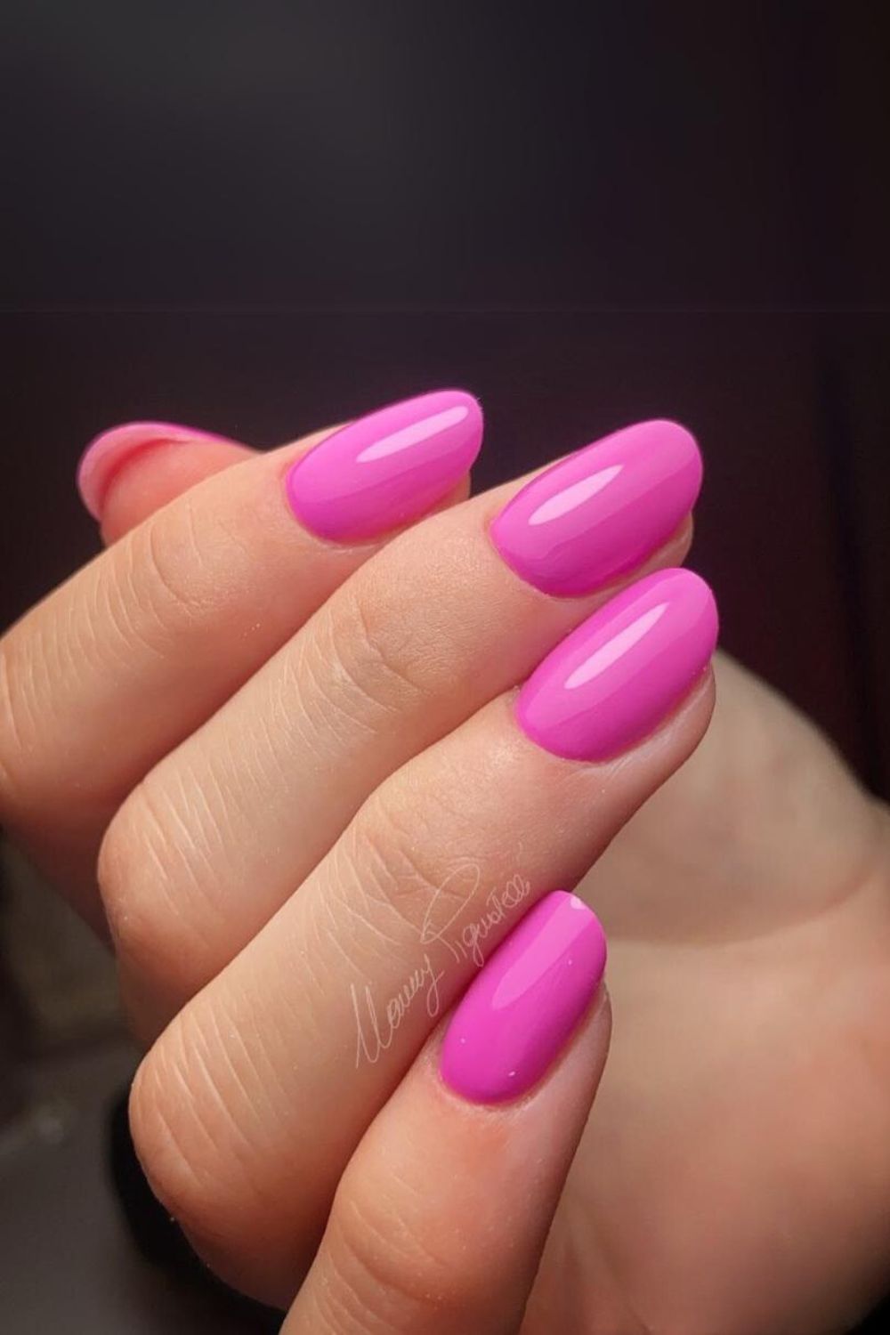 Fuchsia nails