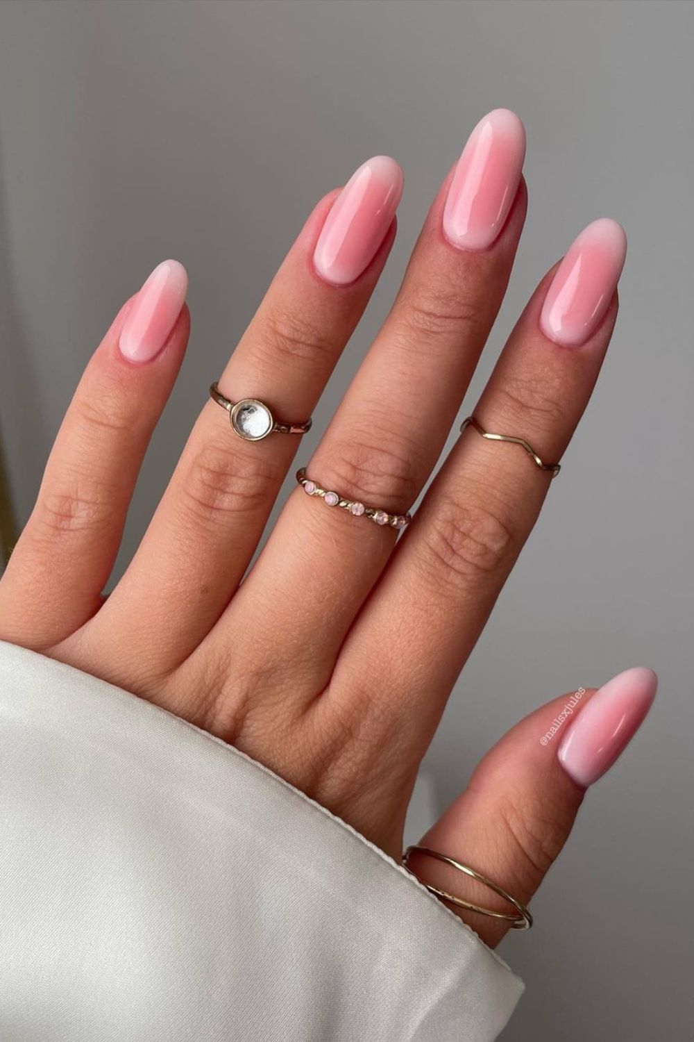 Milky blush nails