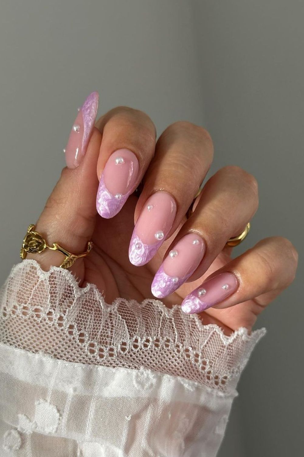 Pink pearl nails