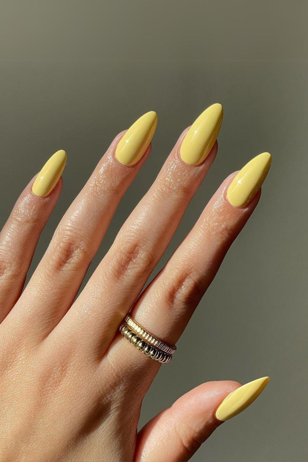 Solid yellow nails