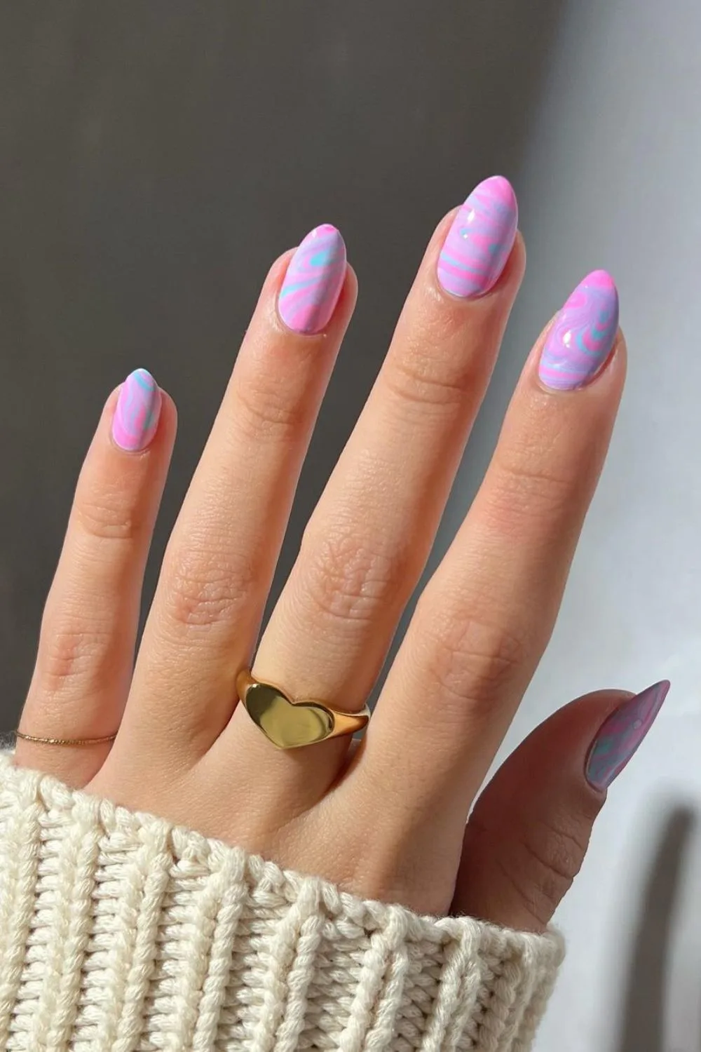 Water marble nails