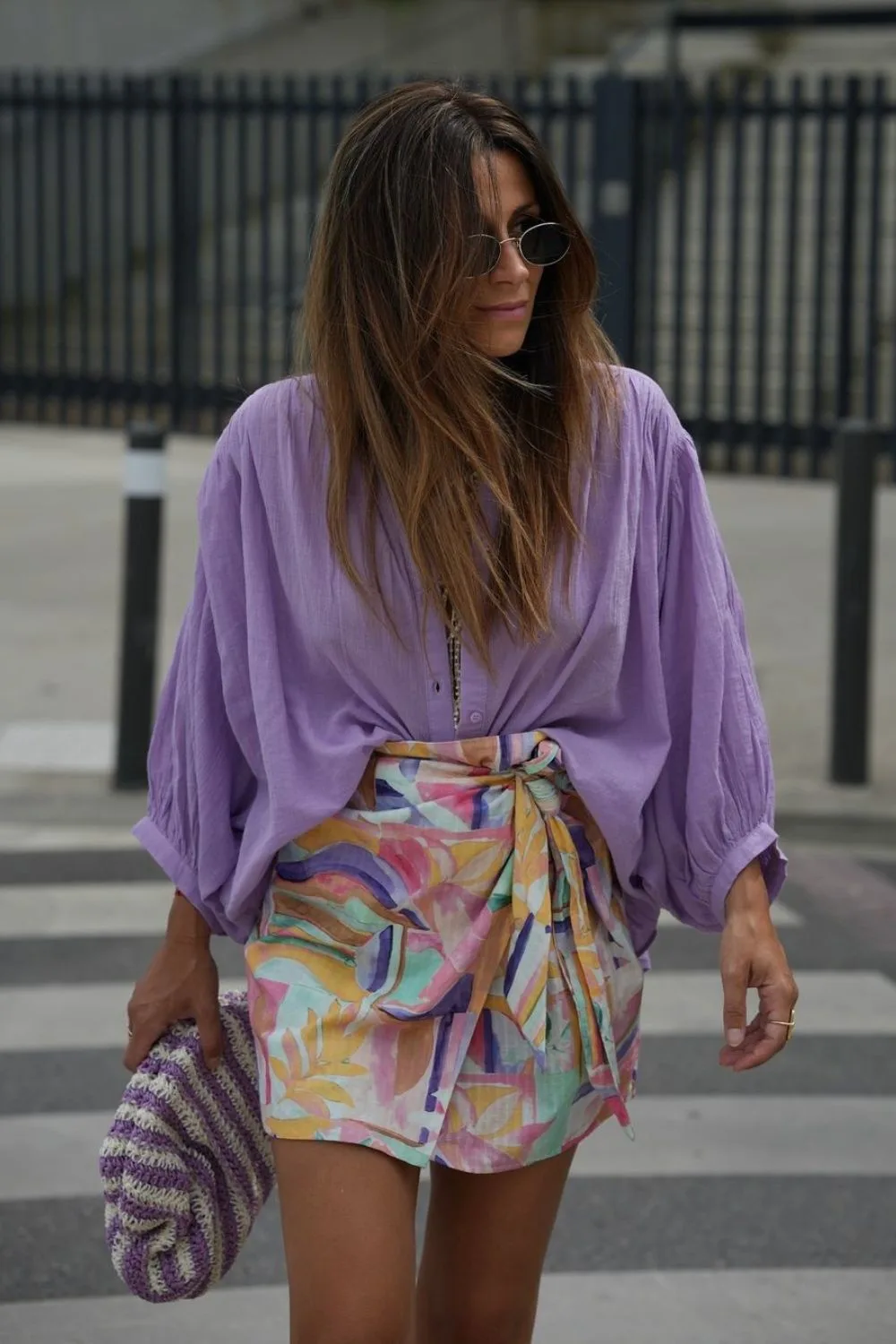 wide blouse colorful skirt