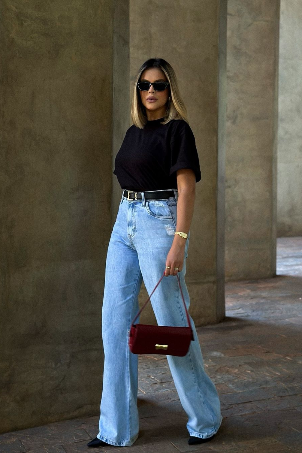 Black Tee & High-Waisted Jeans