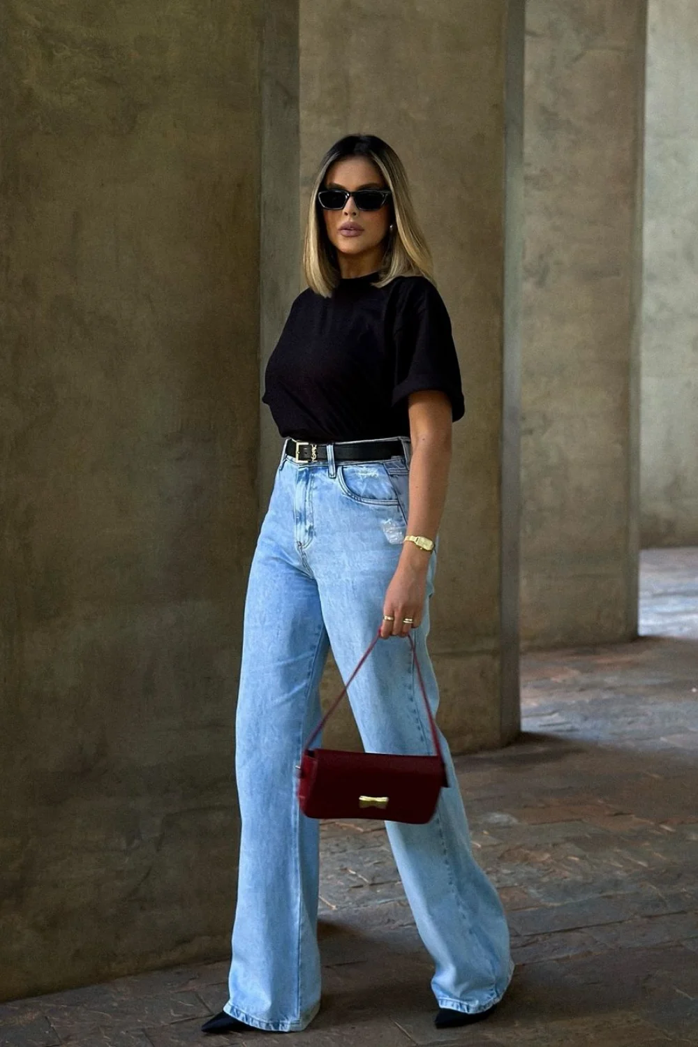 Black Tee & High-Waisted Jeans