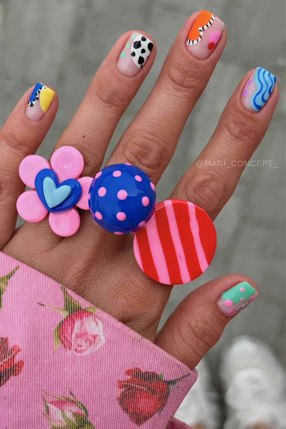 Colorful and abstract funky summer mani