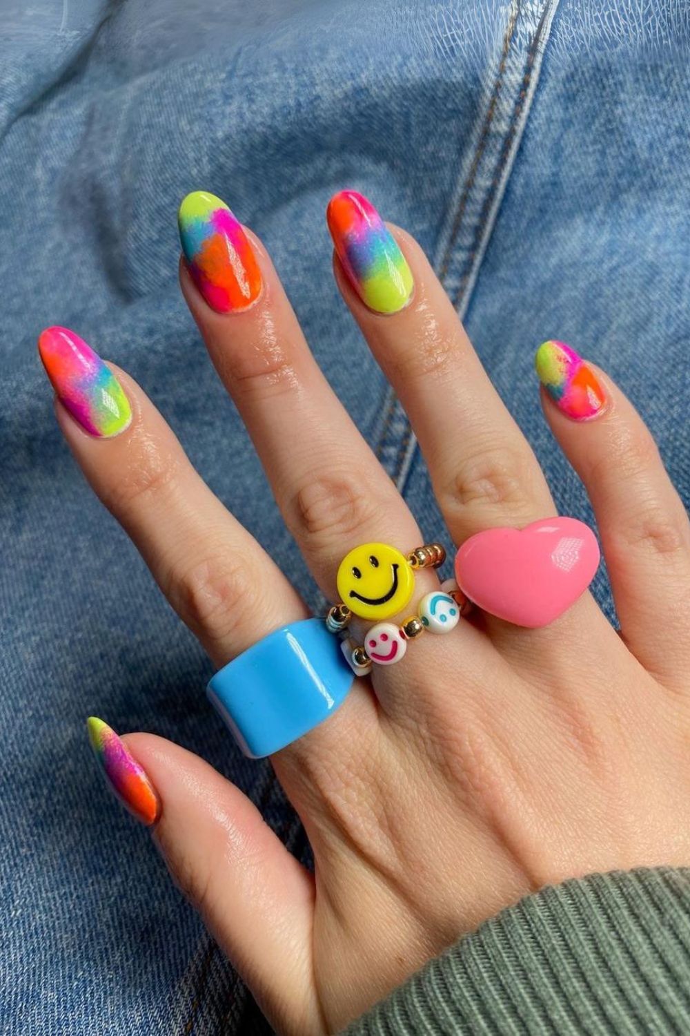 Colorful smoosh manicure