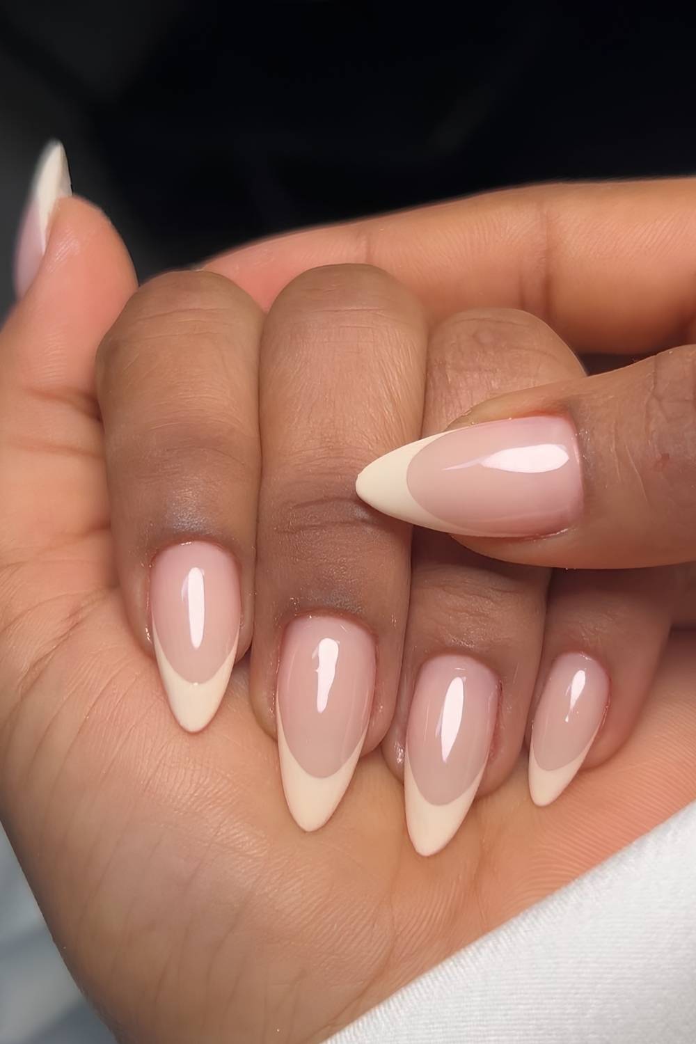 Neutral and glossy French manicure