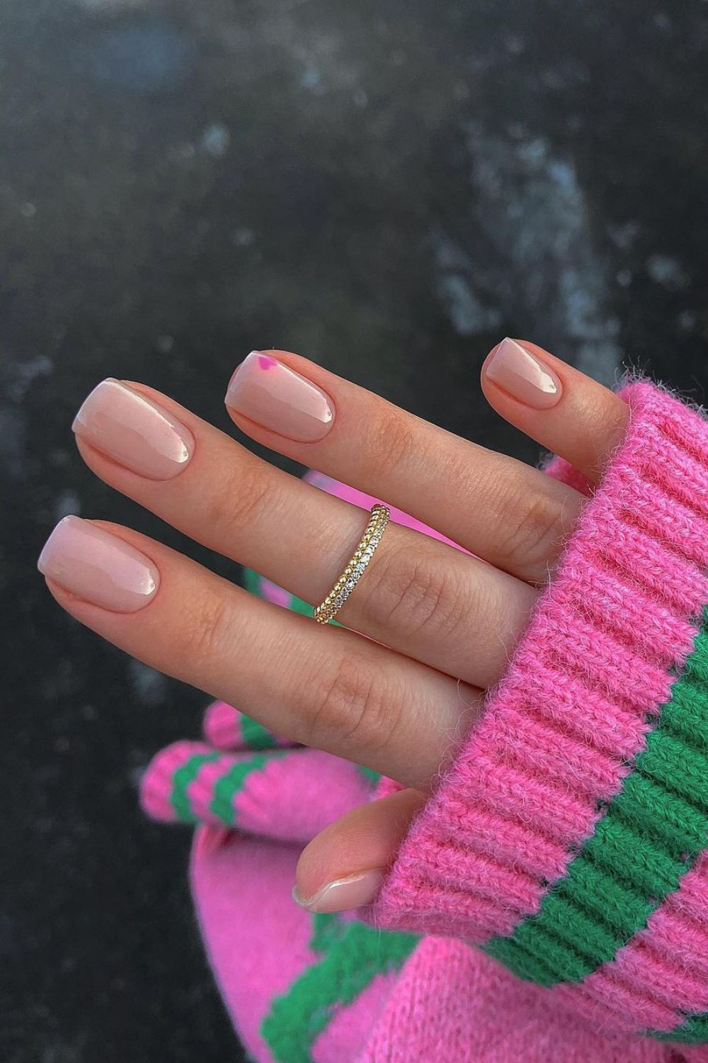 Neutral chrome nails with heart accent