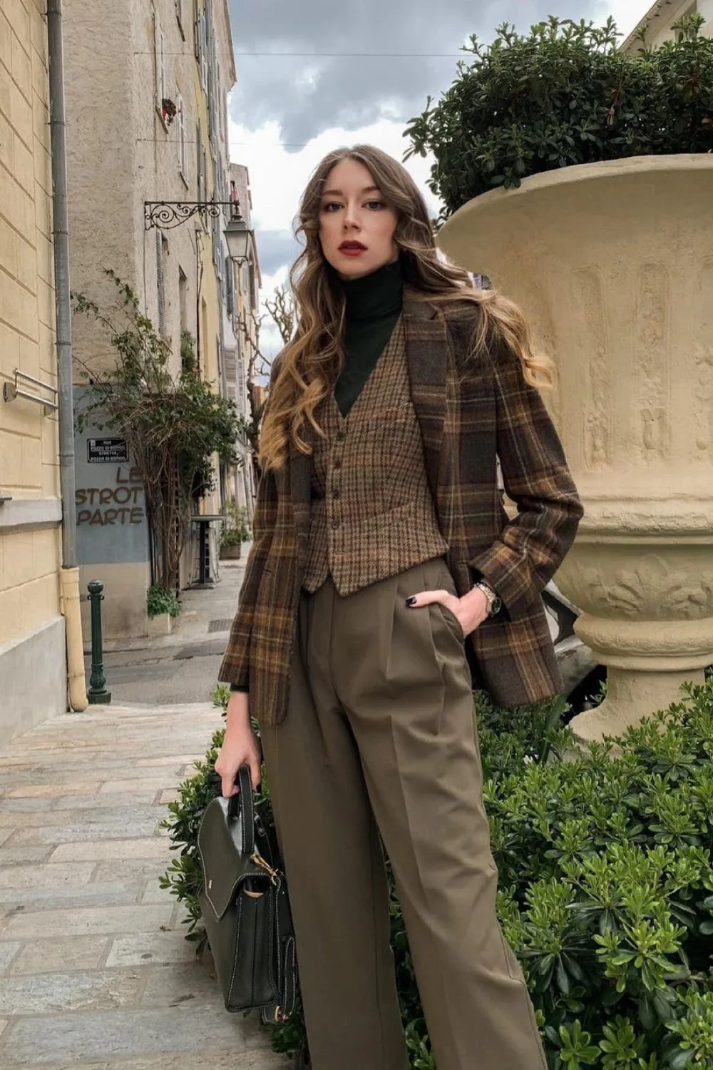 Plaid blazer with vest and trousers