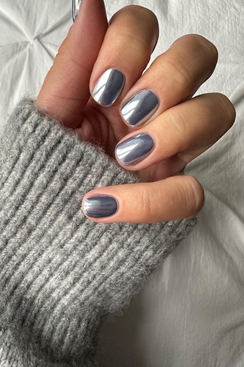 Silver chrome nails