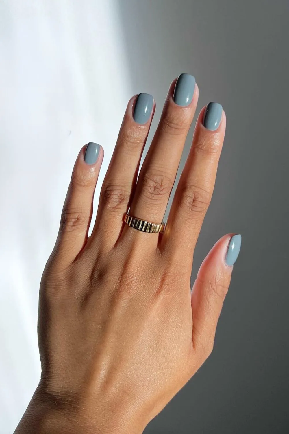 Slate gray nails