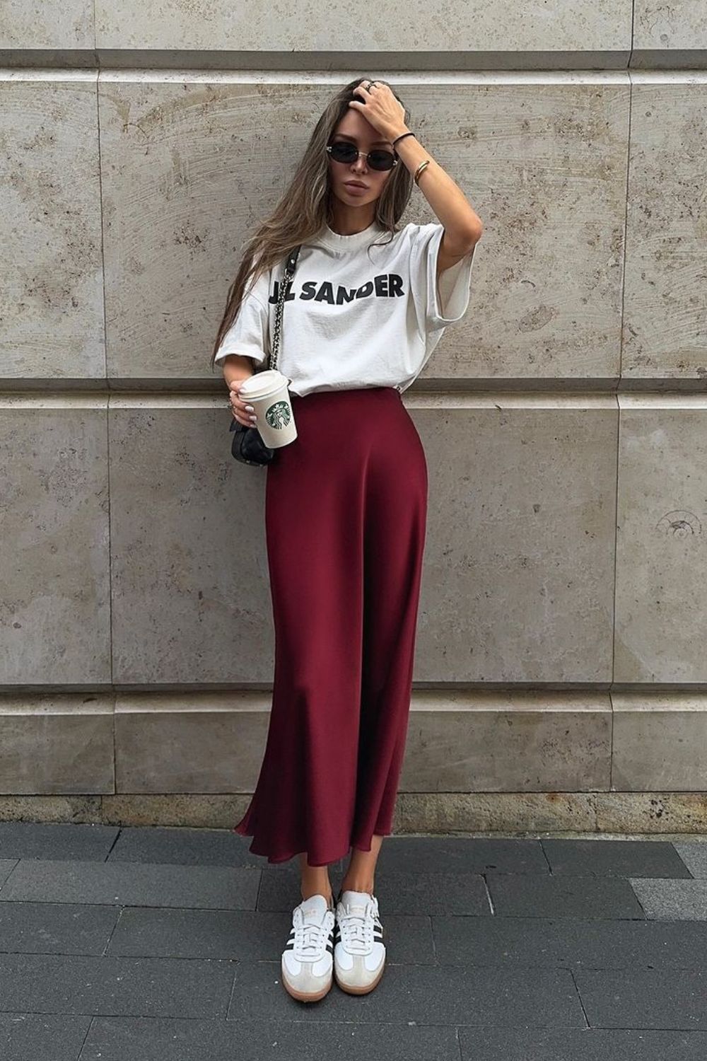 Burgundy jean skirt outfit best sale