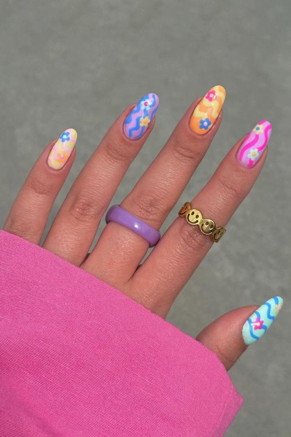 Trippy floral nails