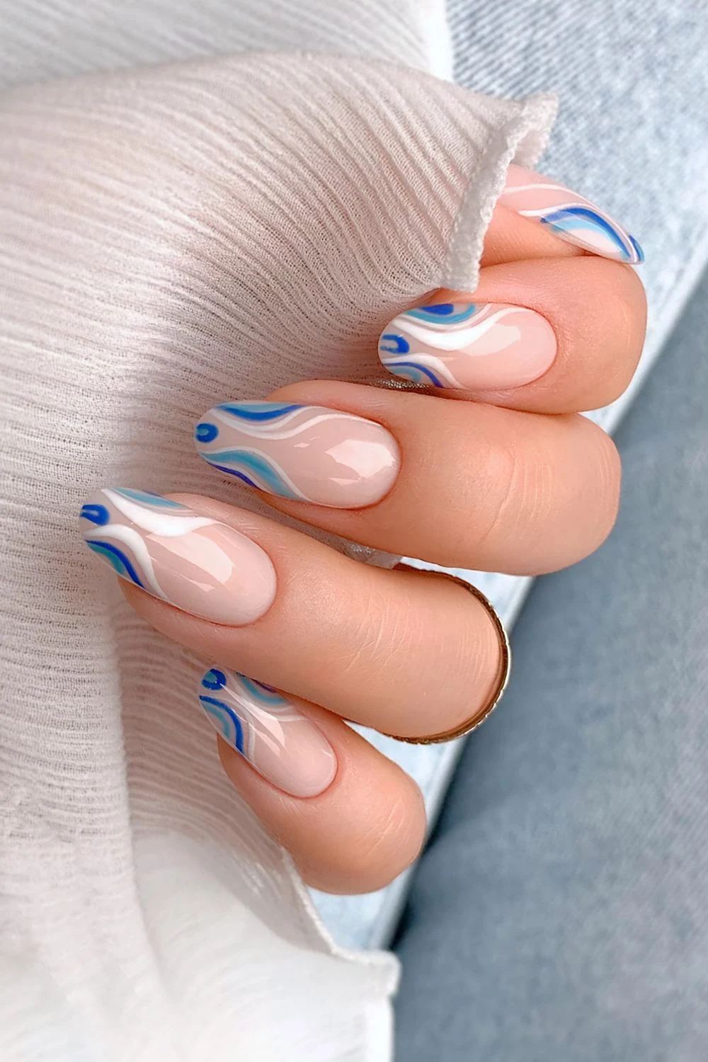 Easy Nail Inspo for the Office Week