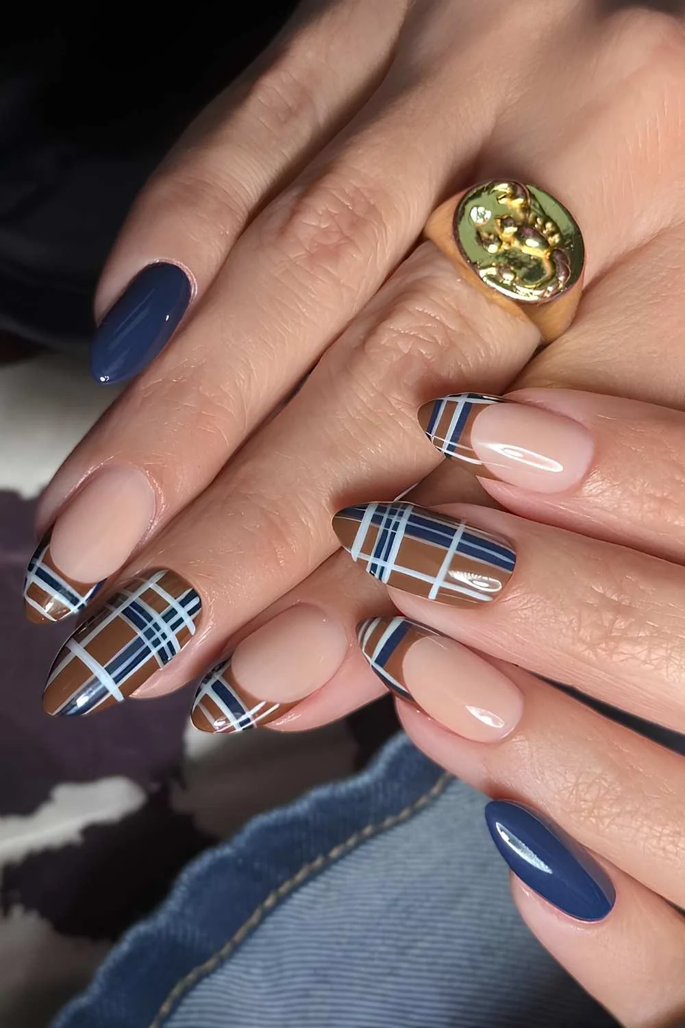 Brown and blue plaid manicure